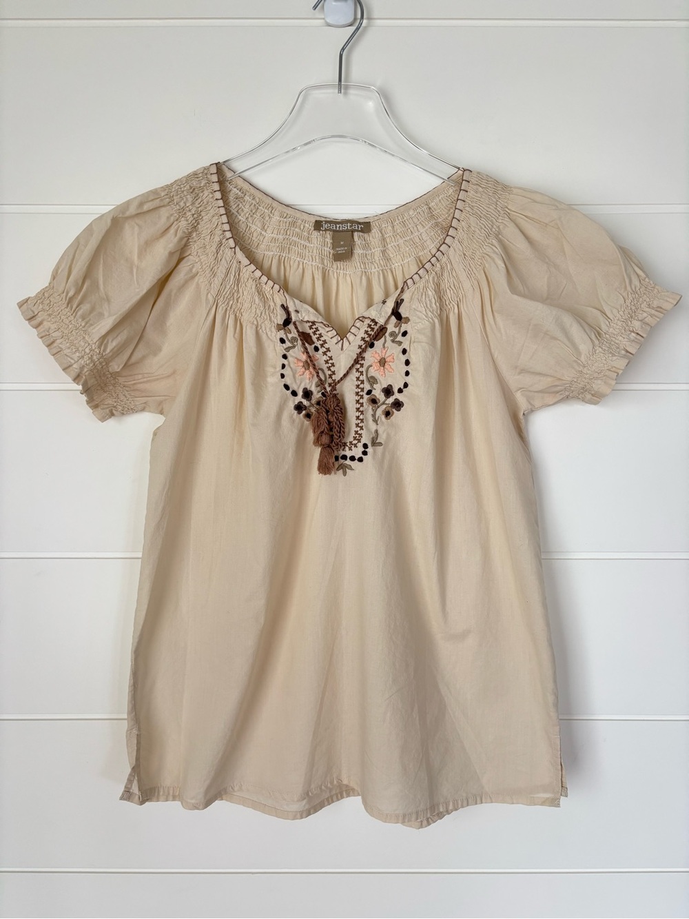 Vinatge Y2K jeanstar Cream Embroidered Peasant Blouse Size Medium
